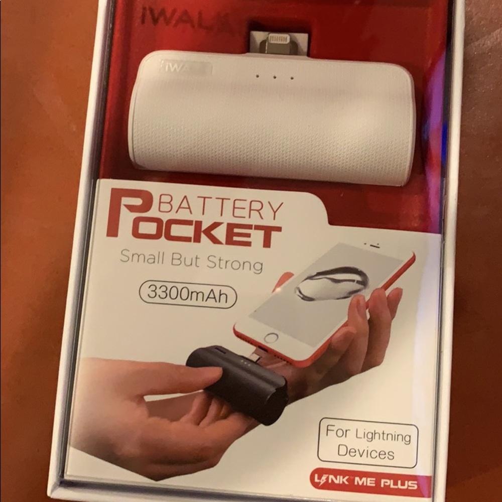 Battery pocket